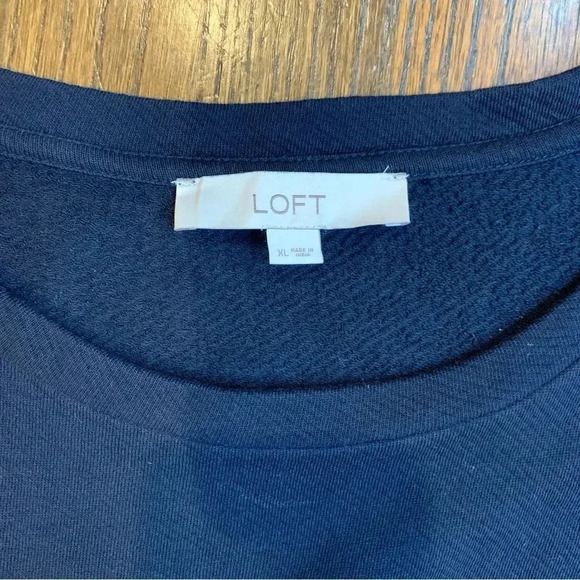 LOFT XL Navy Embroidered Ruffle Top Sweatshirt Feminine - Picture 4 of 9